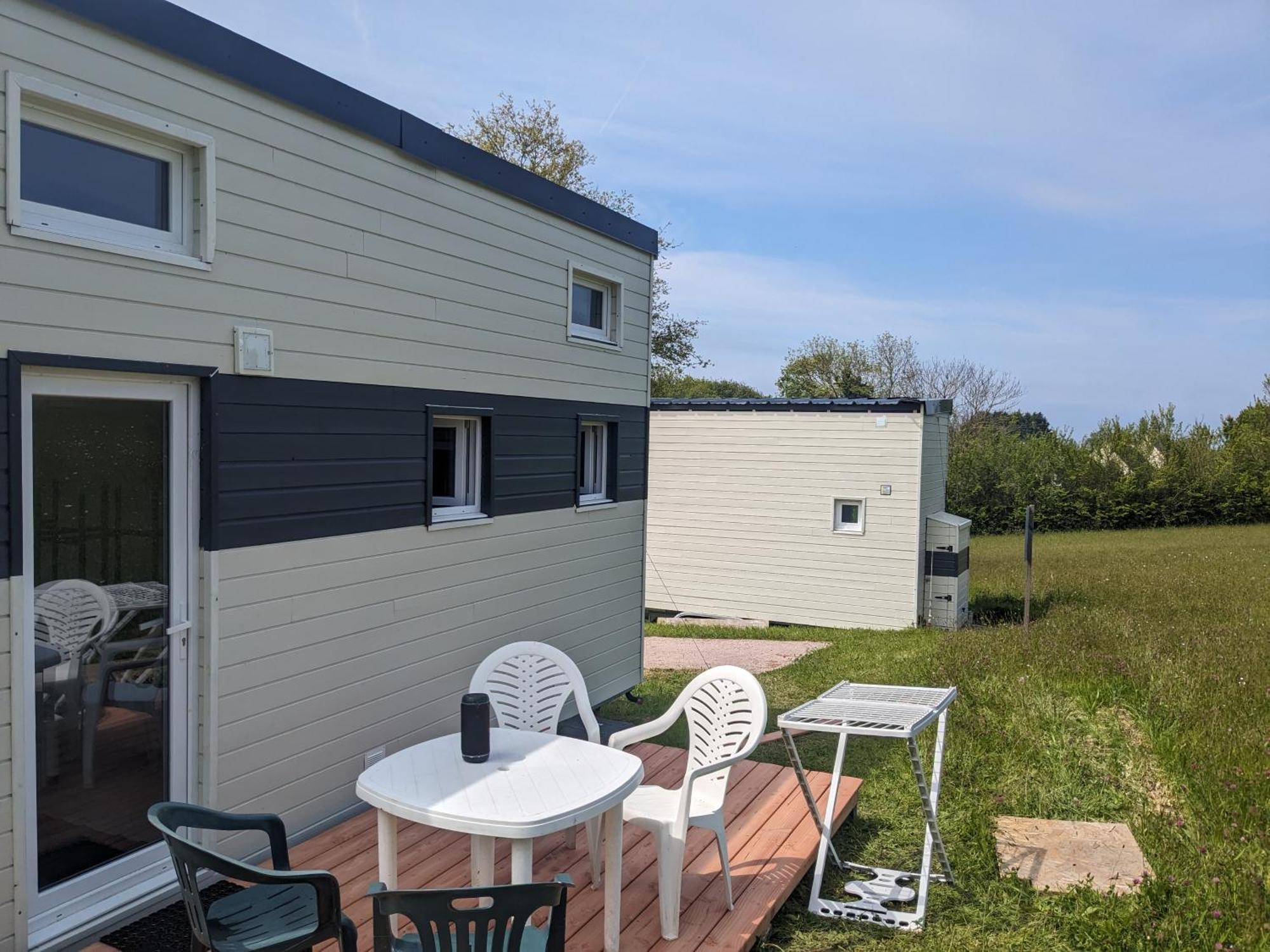 Tiny House Proche De La Plage Sans Draps Ni Serviettes Plevenon ภายนอก รูปภาพ